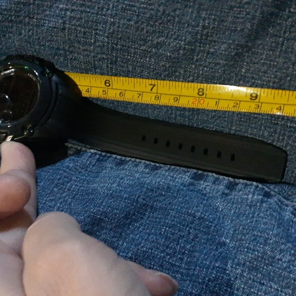 Watch - Picture 7 of 9